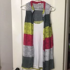 Splendid Sleeveless Button Up
